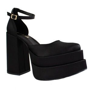 Chunki Platform Ankle-Strap heels jn black